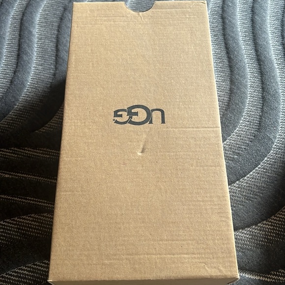 Black/ UGG’s excellent condition - Picture 3 of 8